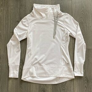 White long sleeve athleisure top